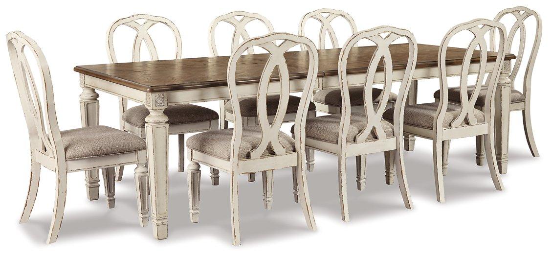 Realyn Dining Room Set