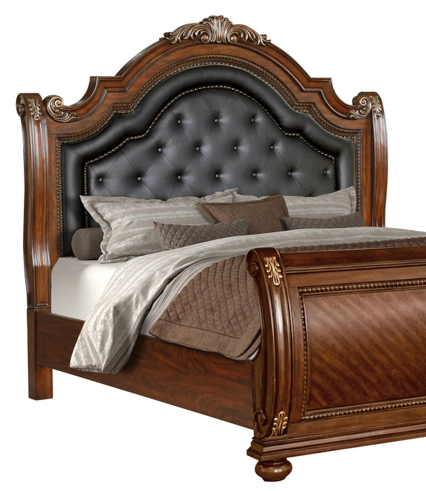 Viviana Traditional Style Queen Bed in Caramel finish Wood